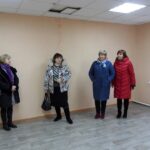 Глава района Ольга Павлюченкова проинспектировала ремонт социального объекта в Хохлово