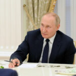 <strong>Владимир Путин встречается с предпринимателями</strong>