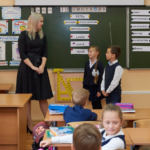 Пять смоленских педагогов трудоустроились по программе «Земский учитель» в 2025 году